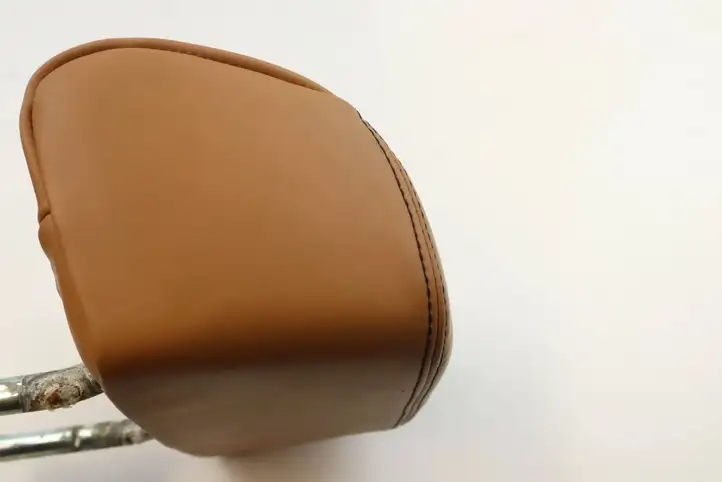 BMW 6 F12 F13 (2010 - 2018)   Подголовник заднего сиденья