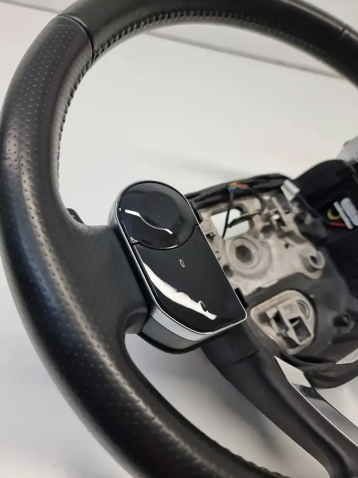 Land Rover Range Rover Velar (2017 - )  JK623F563CB8PVJ Руль