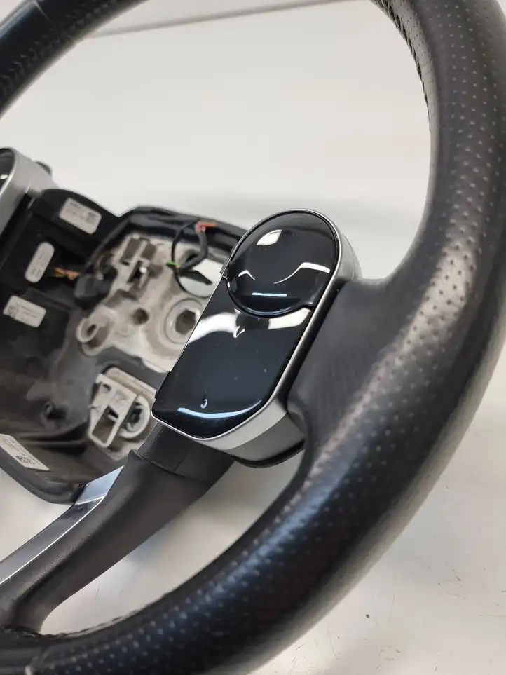 Land Rover Range Rover Velar (2017 - )  JK623F563CB8PVJ Руль