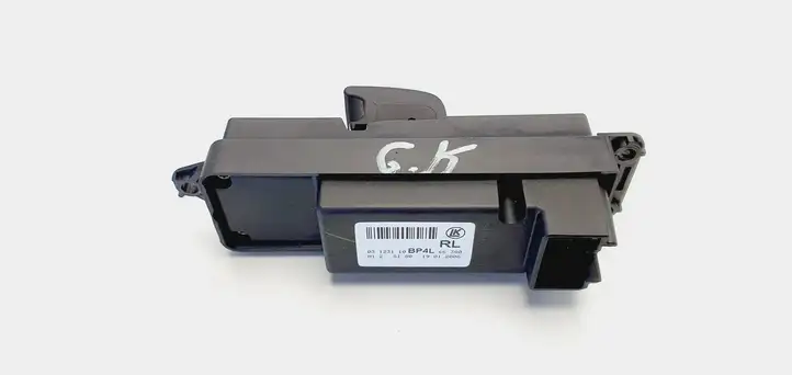 Mazda 3 I (2003 - 2006) BP4L66380 Кнопка стеклоподъемников — фото 2