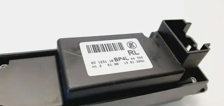 Mazda 3 I (2003 - 2006) BP4L66380 Кнопка стеклоподъемников — фото 4