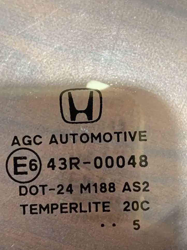 Honda CR-V (2012 - 2016) E643R00048 Заднее боковое стекло — фото 5