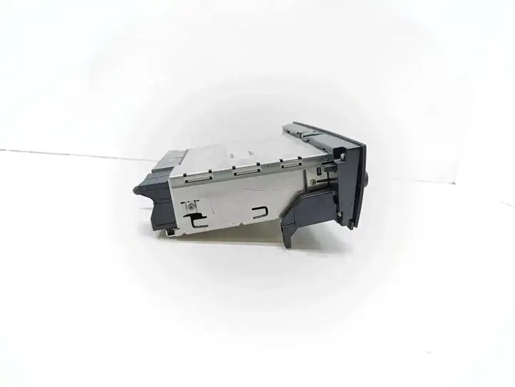 BMW 1 E81 E87 (2004 - 2011) 9227500 Магнитола / мультимедийная система — фото 11