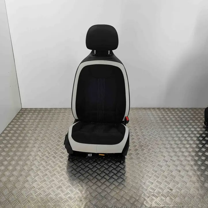 Kia EV6 (2021 - ) Комплект салона — фото 6