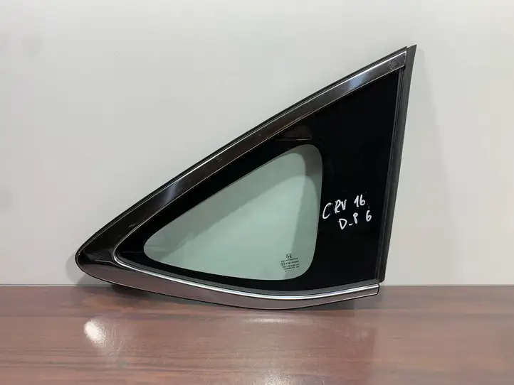 Honda CR-V (2012 - 2016) E643R00048 Форточка двери — фото 1