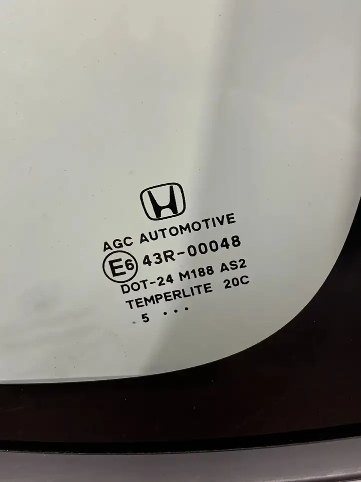 Honda CR-V (2012 - 2016) E643R00048 Форточка двери — фото 4