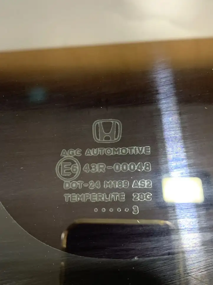 Honda CR-V (2012 - 2016) E643R00048 Заднее боковое стекло — фото 7