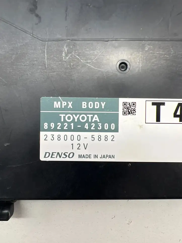 Toyota RAV 4 (XA40) (2012 - 2018) 8922142300 Прочие блоки управления — фото 4