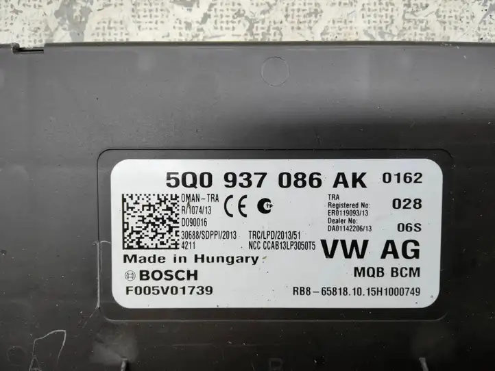 Volkswagen Golf VII (2013 - 2019) 5Q0937086AK Модуль комфорта — фото 2