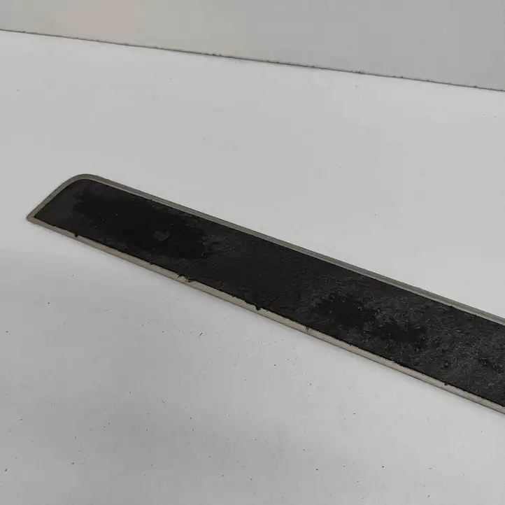 Skoda Superb B8 (3V) (2015 - 2023) 3V0853813D Внутренняя отделка переднего порога — фото 6