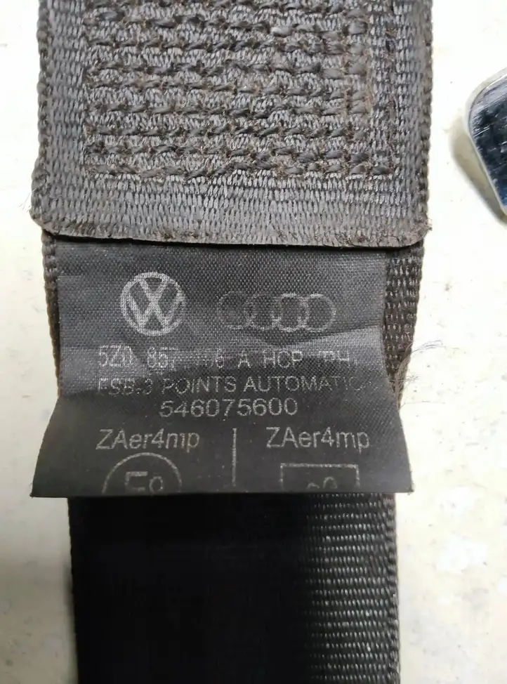 Volkswagen Fox (2005 - 2009) 5Z0857106A Передний ремень безопасности — фото 6