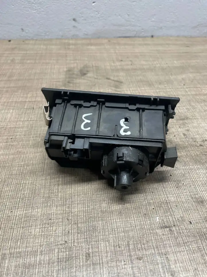 Mercedes-Benz ML W164 (2005 - 2011) A1645450304 Включатель фонарей — фото 2