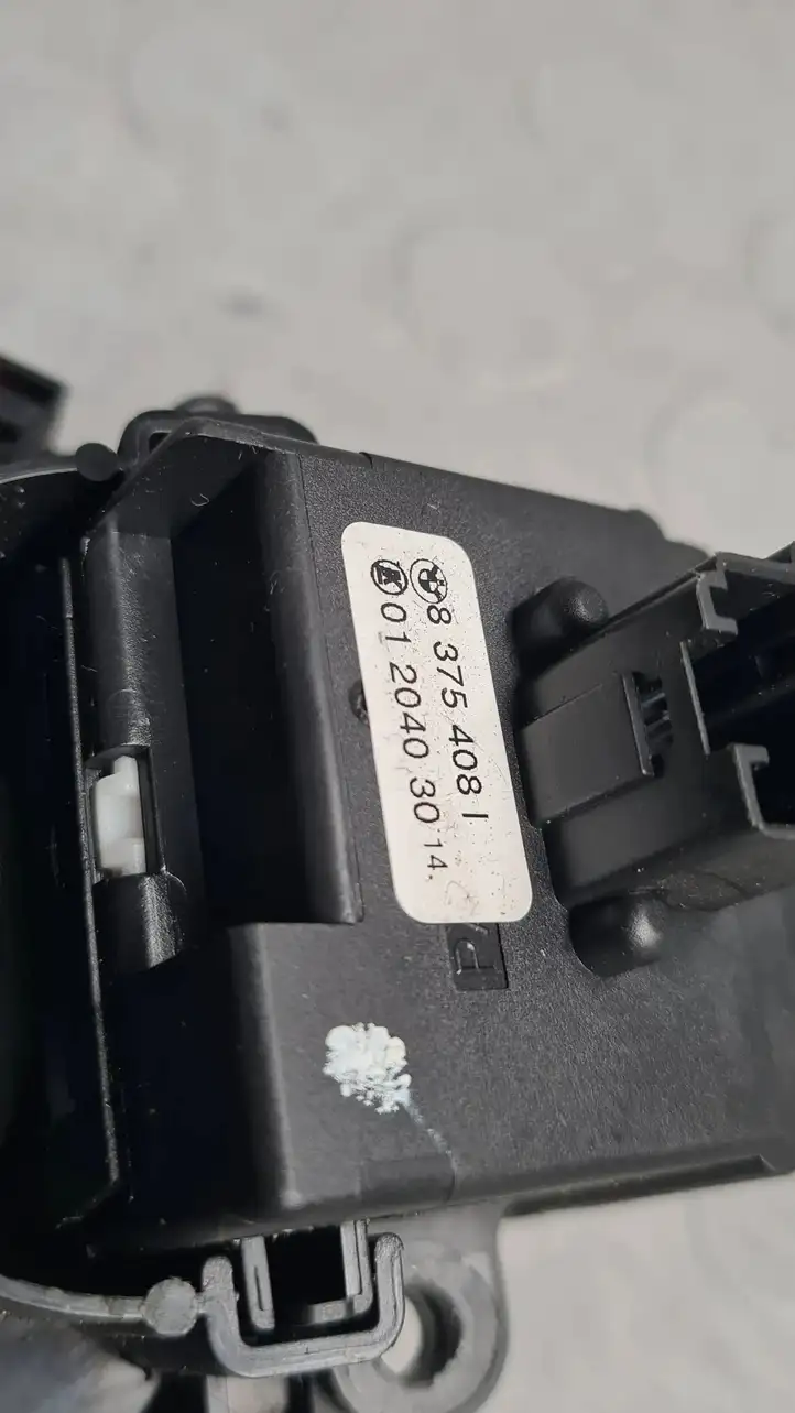 BMW 5 E39 (1996 - 2003)  8375398 Комплект ручек