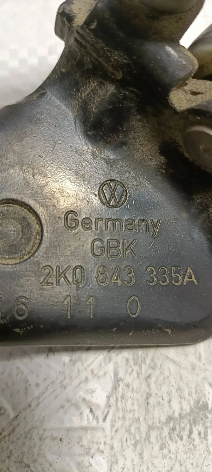 Volkswagen Caddy (2010 - 2015) 2K0843335A Другая деталь раздвижной двери — фото 3