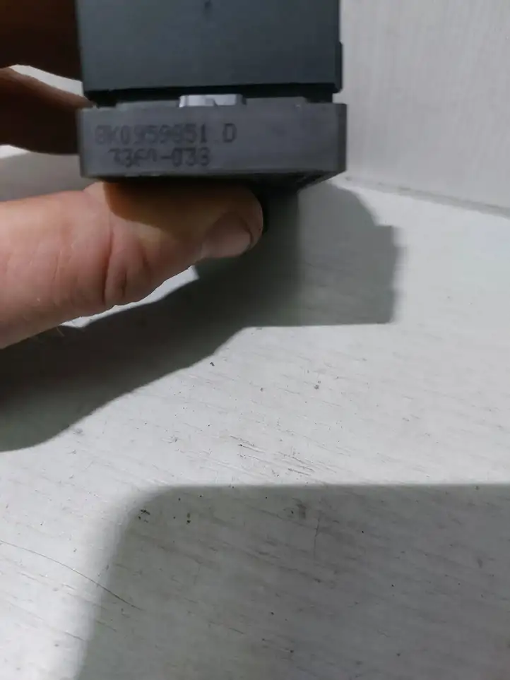 Audi Q5 SQ5 (2008 - 2012) 8K0959851D Кнопка стеклоподъемников — фото 3