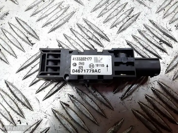 Jeep Grand Cherokee (WK) (2004 - 2010) 04671779AC Датчик удара SRS — фото 1
