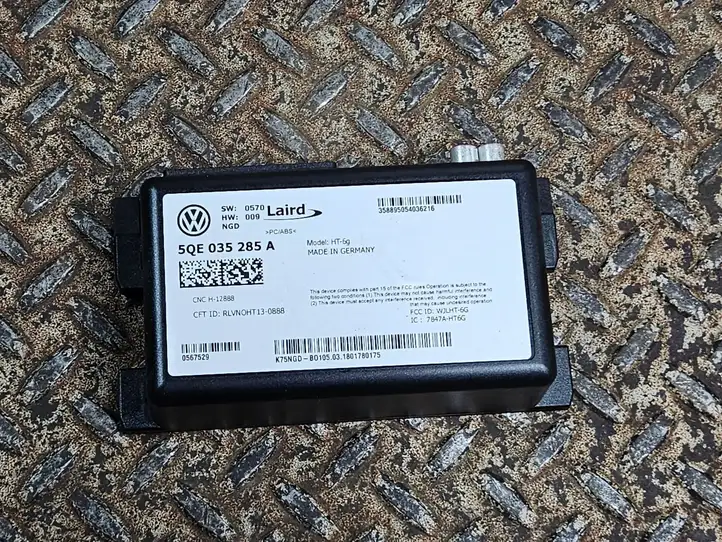 Volkswagen Tiguan Allspace (2017 - ) 5QE035285A Блок GSM — фото 1
