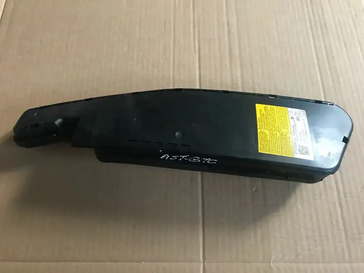 Opel Astra J (2012 - 2015) 13251384 Подушка безопасности сиденья — фото 1