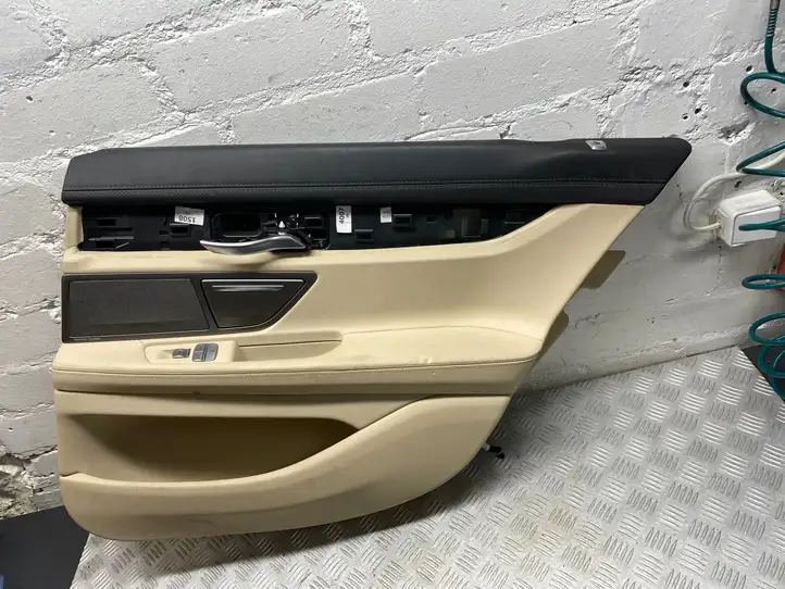 BMW 7 G11 G12 (2015 - 2022) Обшивка задней двери — фото 1