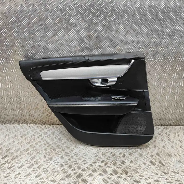 Volvo S90, V90 (2016 - 2020) 31393232 Обшивка задней двери — фото 1