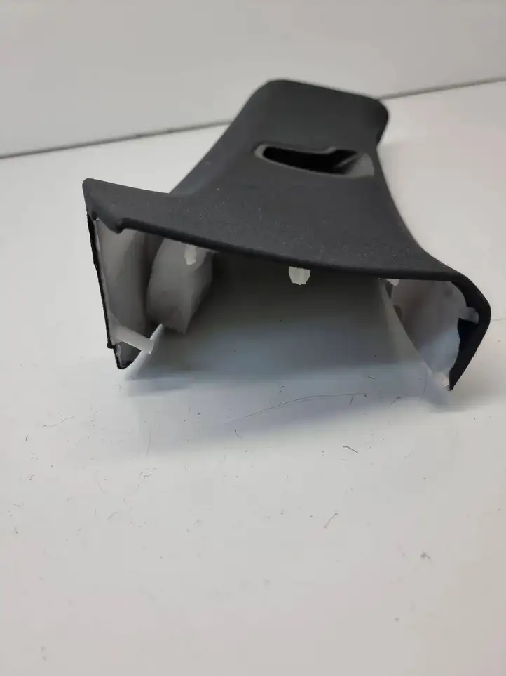 Porsche Cayenne (92A) (2011 - 2017)  7P0867823 Отделка стойки (B) (верхняя)