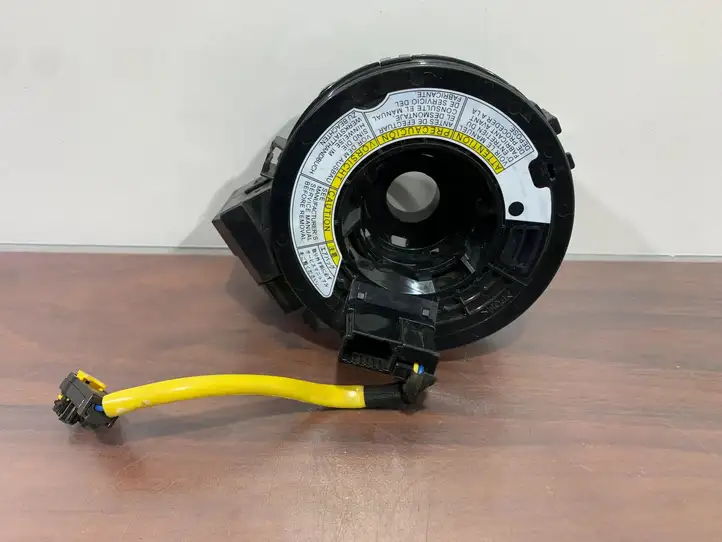 Suzuki SX4 S-Cross (2013 - 2021) CM64J1RU41120 Контактное кольцо SRS — фото 1
