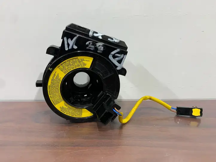 Hyundai ix35 (2009 - 2013) M30U256434 Контактное кольцо SRS — фото 1