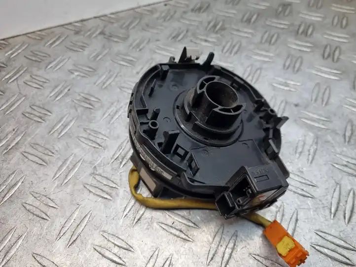 Toyota Yaris Verso (1999 - 2005) Контактное кольцо SRS — фото 3