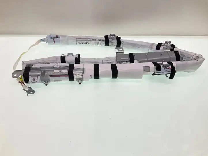 Nissan Leaf II (ZE1) (2017 - )  62XCK0201262 Боковая подушка безопастности( (крыша)