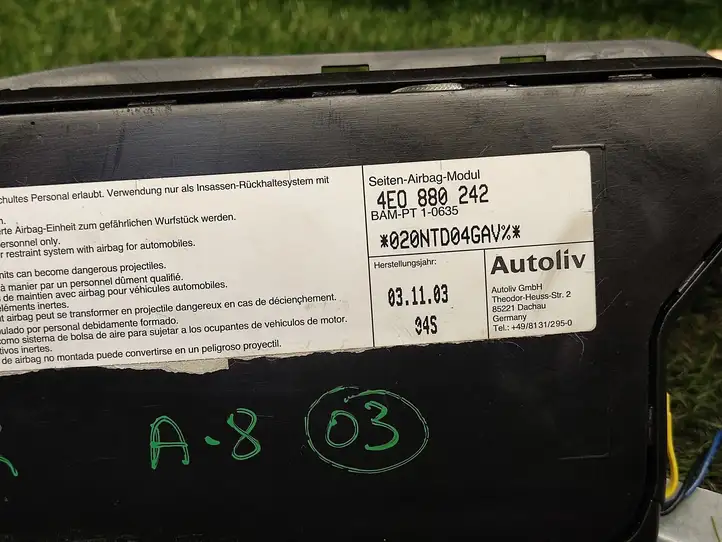 Audi A8 S8 D3 4E (2002 - 2005) 4E0880242 Подушка безопасности сиденья — фото 2