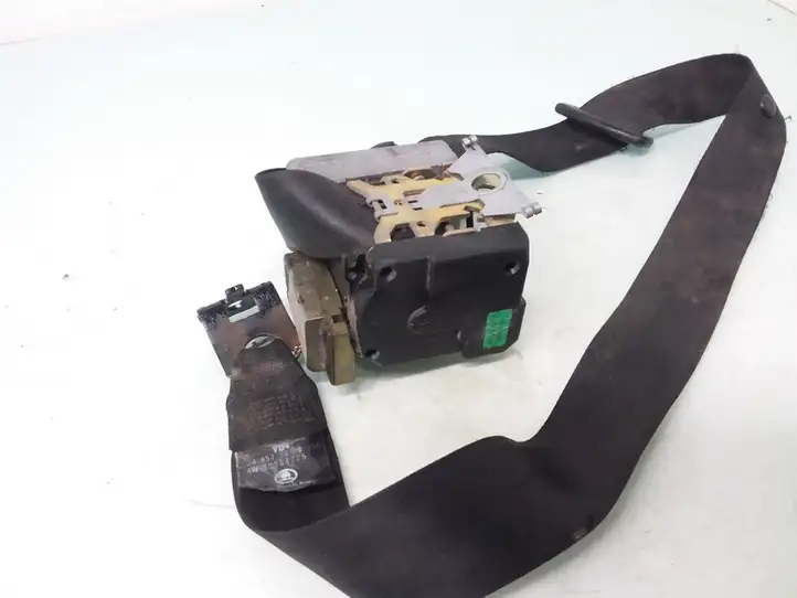 Skoda Octavia Mk1 (1U) (1996 - 2004)  1U4857701C Передний ремень безопасности