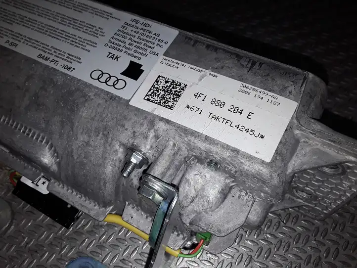 Audi A6 S6 C6 4F (2004 - 2008) 4F1880204E Подушка безопасности пассажира — фото 2