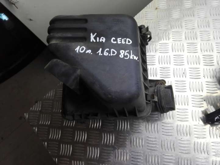 KIA Ceed Oro filtro dėžė