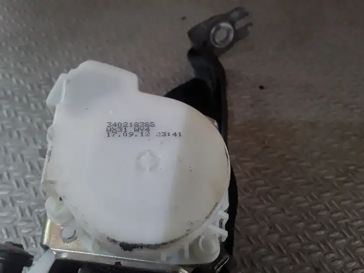 Ford Fiesta (2009 - 2012) 34021838B Задний ремень безопасности — фото 2