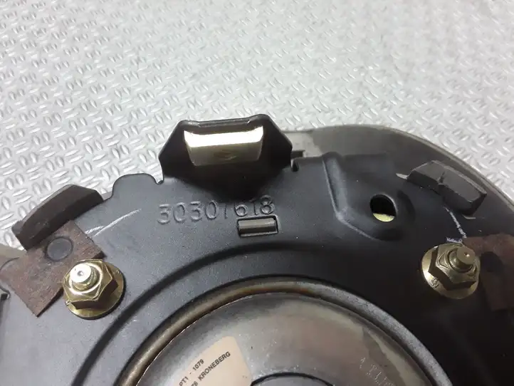 Jaguar X-Type (2001 - 2008)  30307618 Подушка безопастности руля