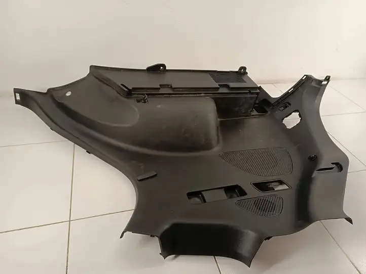 Hyundai Santa Fe (2012 - 2015) 85730-2W010RY Боковая обшивка багажника — фото 1