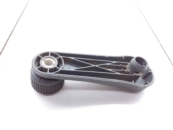 Mercedes-Benz Sprinter W901 W902 W903 W904 (1995 - 2007) 1H0837581D Ручка стеклоподъемника — фото 2