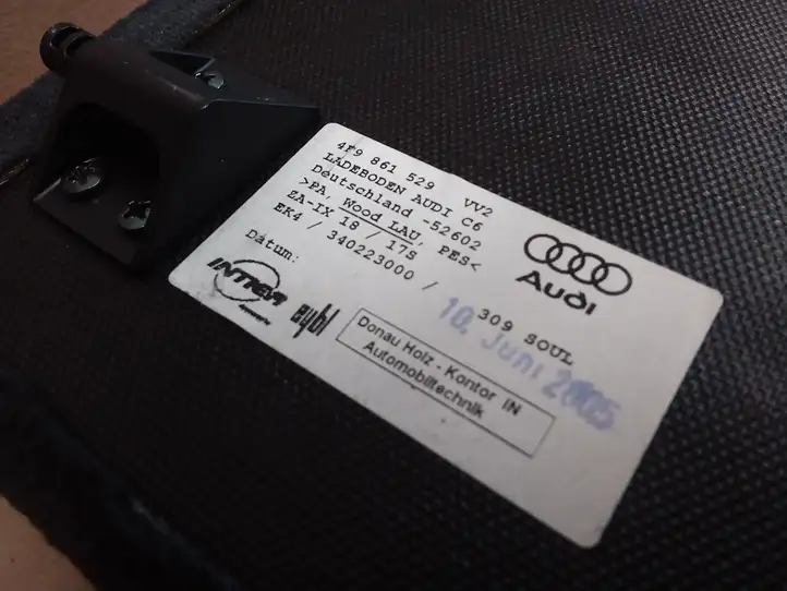 Audi A6 S6 C6 4F (2004 - 2008) 4F9861529 Пол багажника — фото 2