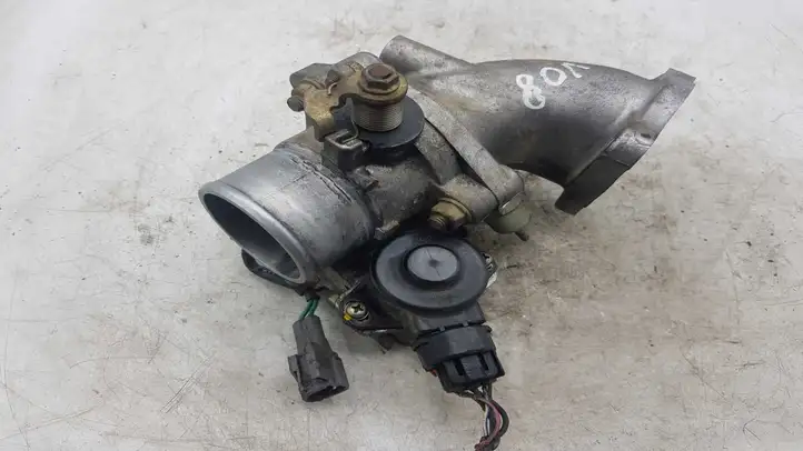 Toyota Corolla E120 E130 (2000 - 2004) 8967221020 Дроссельная заслонка — фото 1