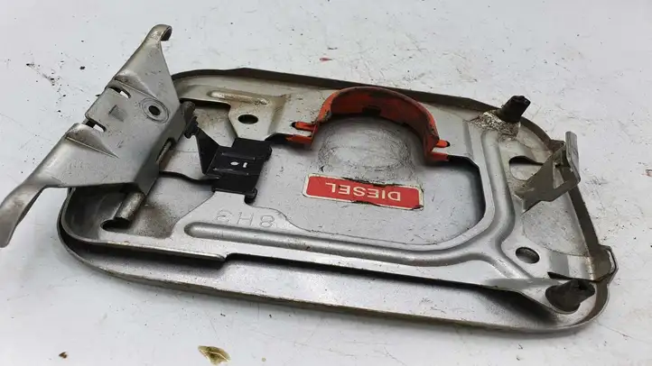 Nissan X-Trail T30 (2001 - 2007) Крышка топливного бака — фото 3
