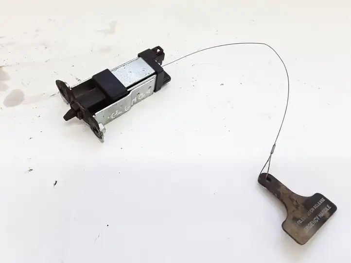 Hyundai Sonata (2003 - 2007) 957203K000 Замок крышки топливного бака — фото 3
