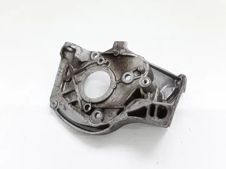 Ford Focus (2015 - 2019) 9810953280 Кронштейн топливного насоса — фото 1