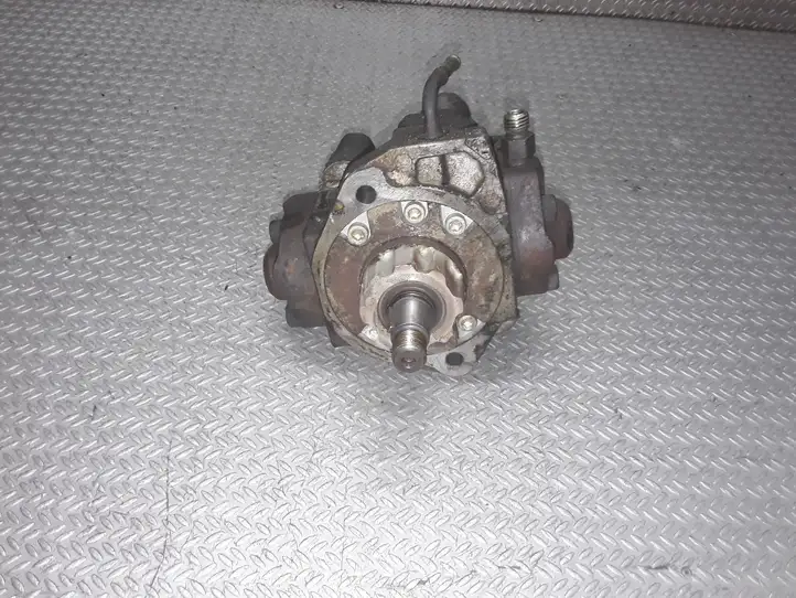 Nissan Primera (2001 - 2008) 16700AW401 Топливный насос — фото 3