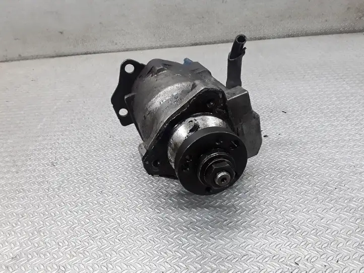 Ford Focus (1998 - 2004) 1S4Q9B395BD Топливный насос — фото 1