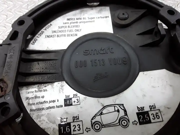 Smart ForTwo I (2000 - 2007) 0001513V009 Крышка топливного бака — фото 2