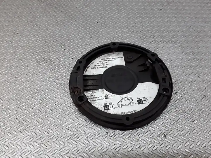 Smart ForTwo I (2000 - 2007) 0001513V009 Крышка топливного бака — фото 3