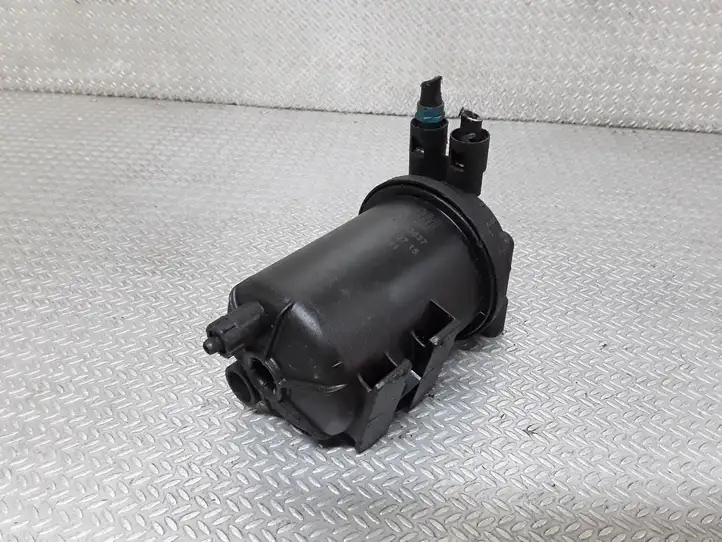 Opel Zafira B (2003 - 2006) 13203637 Корпус топливного фильтра — фото 1