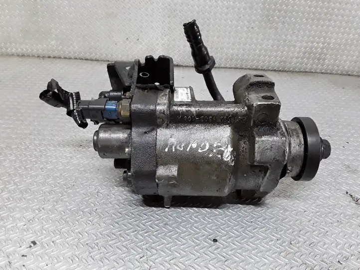Ford Mondeo Mk III (2000 - 2007) RM5S7Q9B395AA Топливный насос — фото 1