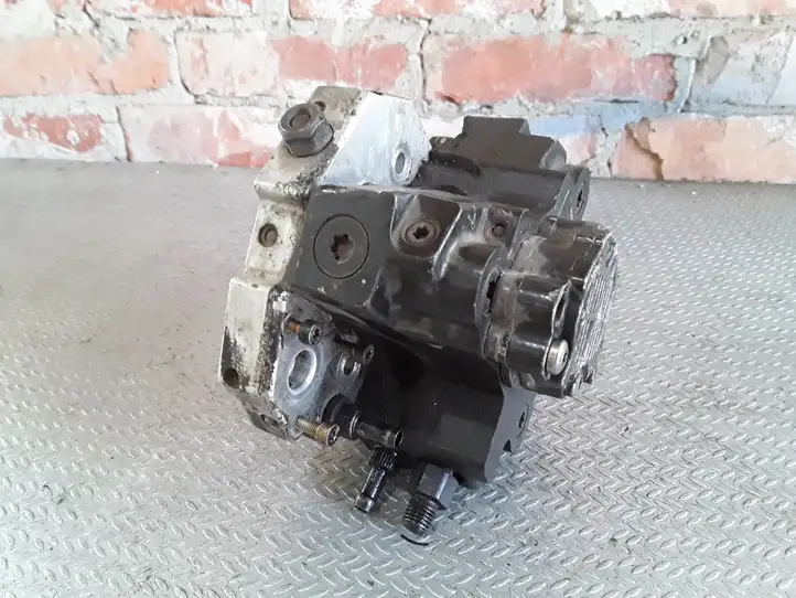 Volvo S60 (2000 - 2004) 8689590 Топливный насос — фото 4