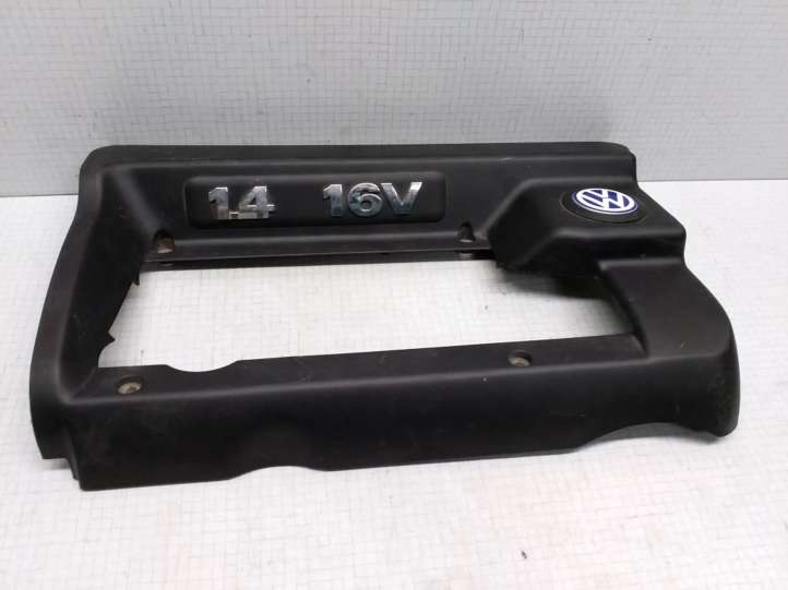 036103925AA Volkswagen Golf IV Variklio dangtis (apdaila)